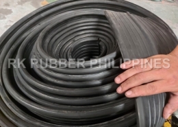 rubber water stopper