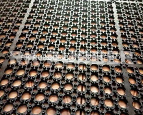 checkered type rubber matting