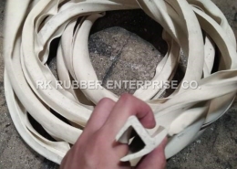 j-type rubber seal