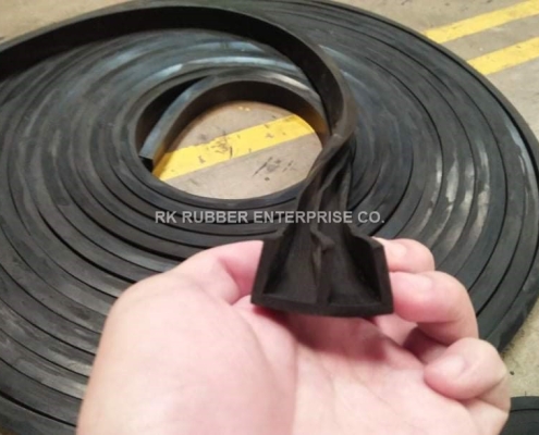 w-type rubber seal